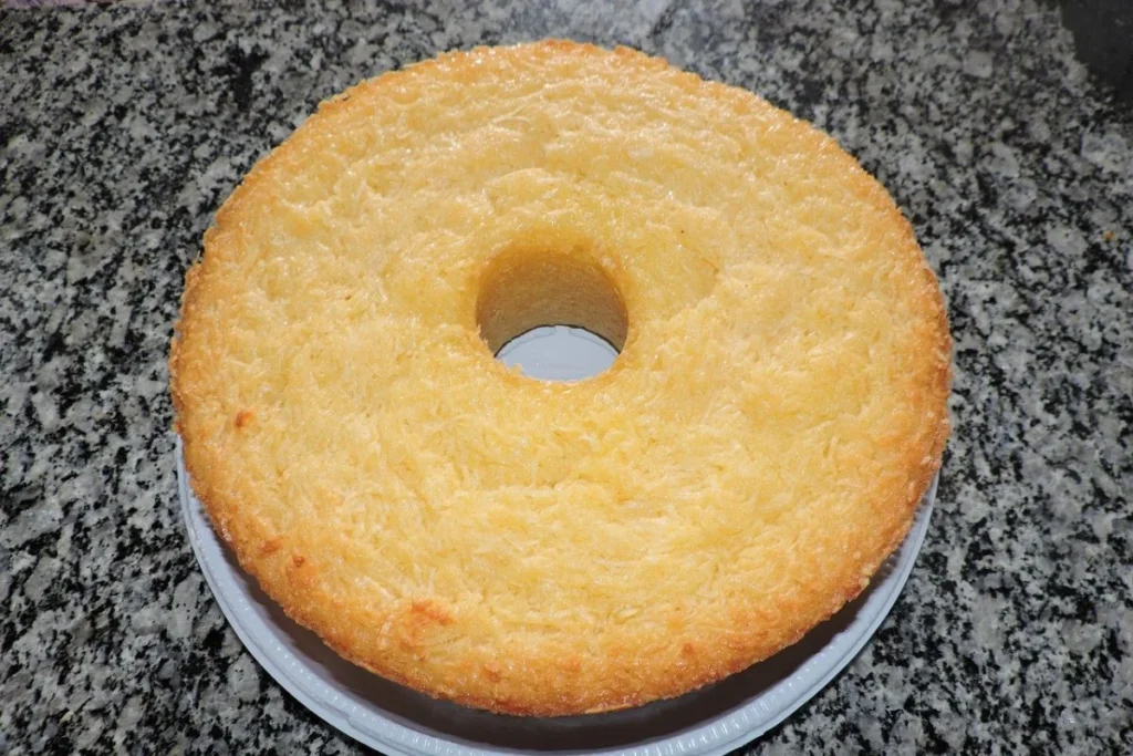 Bolo de Mandioca com Leite de Coco